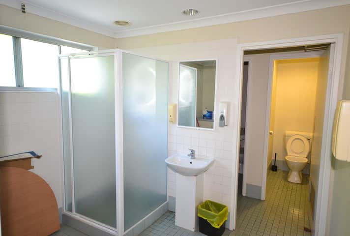 2/250 Fulham Street Belmont WA 6104 - Image 11