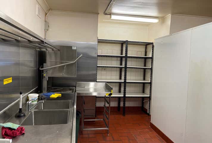 11 Military Rd Avondale Heights VIC 3034 - Image 7