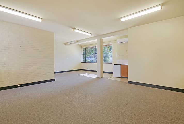 9 Hampden Road Nedlands WA 6009 - Image 23