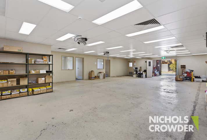 2/1 Kembla Street Cheltenham VIC 3192 - Image 4