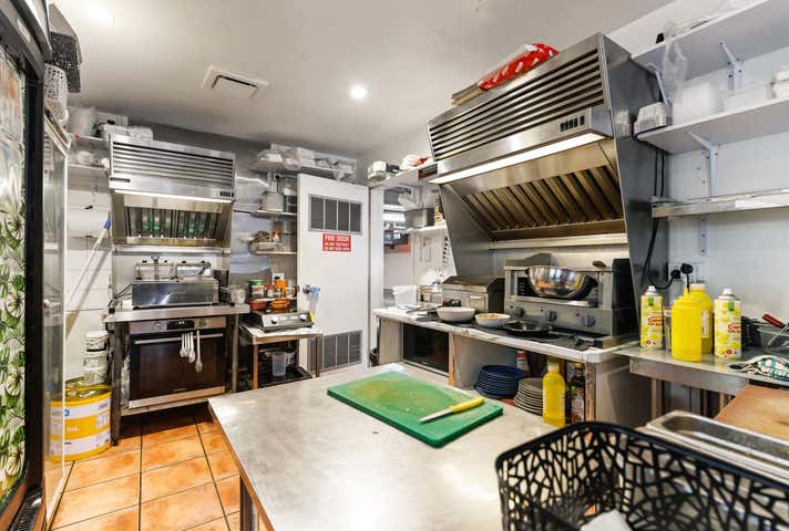 1/62 Abbott Street Cairns City QLD 4870 - Image 11