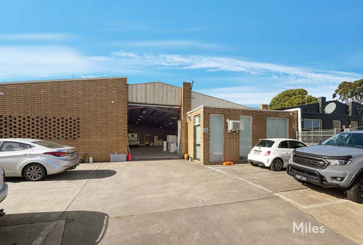 16 Milne Street Thomastown VIC 3074 - Image 7