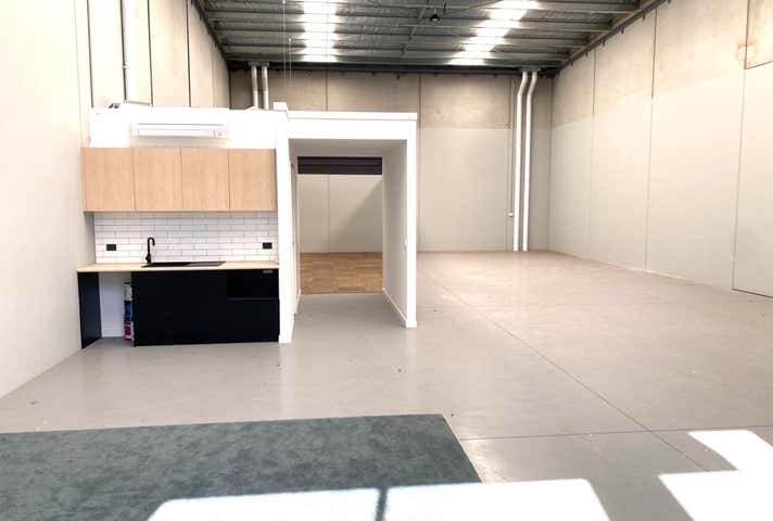 3/7-9 Cylinders Drive Torquay VIC 3228 - Image 2