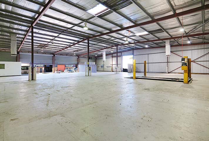 Unit 1, 121 Vulcan Road Canning Vale WA 6155 - Image 14