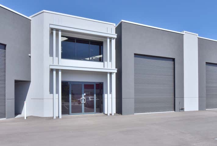 2/15 Comserv Loop Ellenbrook WA 6069 - Image 1