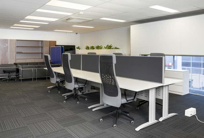 6/1 Merino Entrance Cockburn Central WA 6164 - Image 13