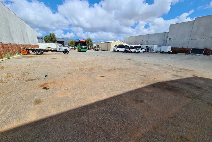 18 Kalinga Way Landsdale WA 6065 - Image 10