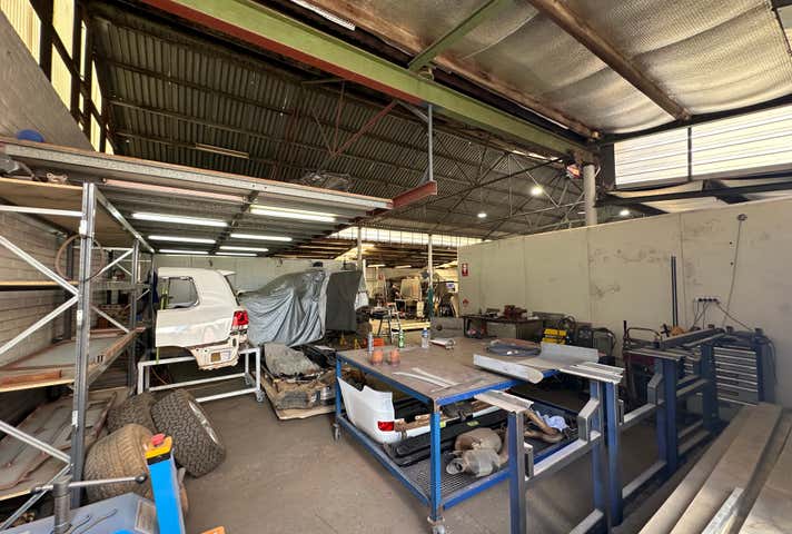 10 Goongarrie Street Bayswater WA 6053 - Image 4