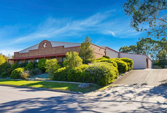 16 Einstein Drive Golden Grove SA 5125 - Image 1