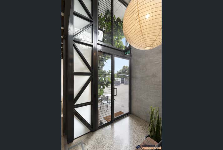 4/98 Spencer Road Carrara QLD 4211 - Image 13