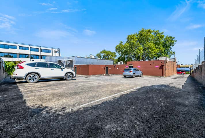 1/5 Gloucester Avenue Berwick VIC 3806 - Image 6