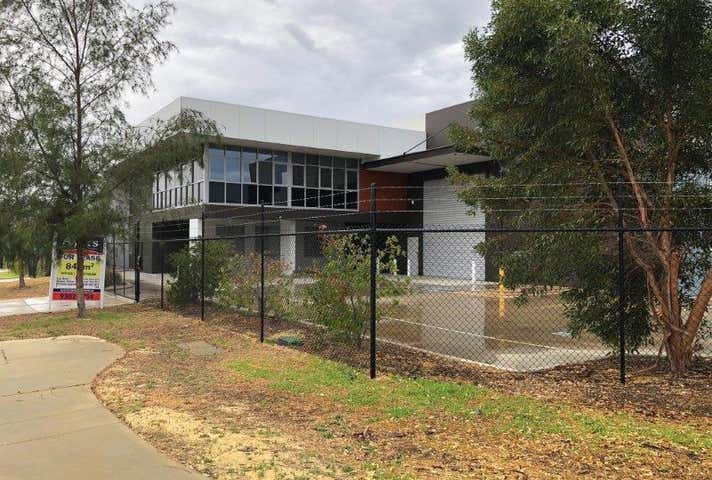 26 Distinction Rd Wangara WA 6065 - Image 3