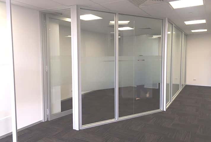 Pivotal Point, Suite 402 2-14 Nerang Street Southport QLD 4215 - Image 8