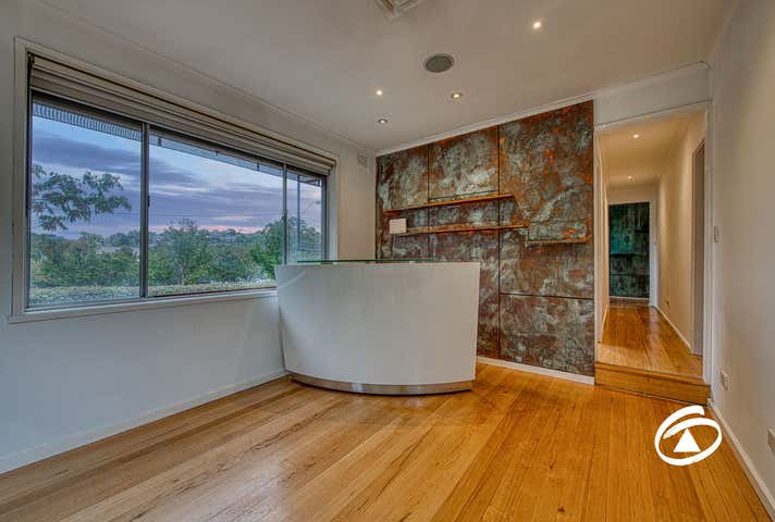 1/8 Wheeler Street Berwick VIC 3806 - Image 2