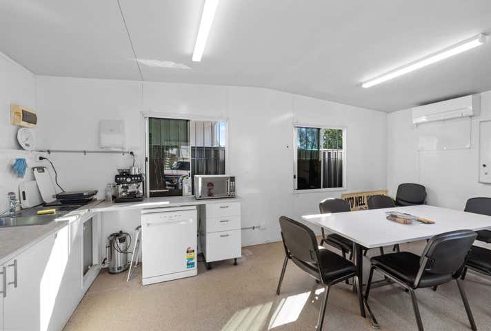 7 & 11 Tectonic Crescent Kunda Park QLD 4556 - Image 7