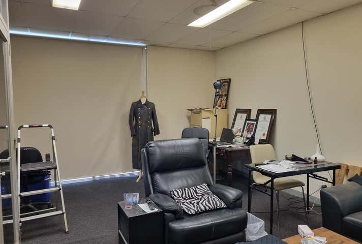 17/23 Heyington Avenue Thomastown VIC 3074 - Image 4