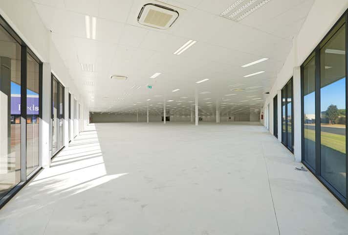 5/2 Stockdale Road O'Connor WA 6163 - Image 4