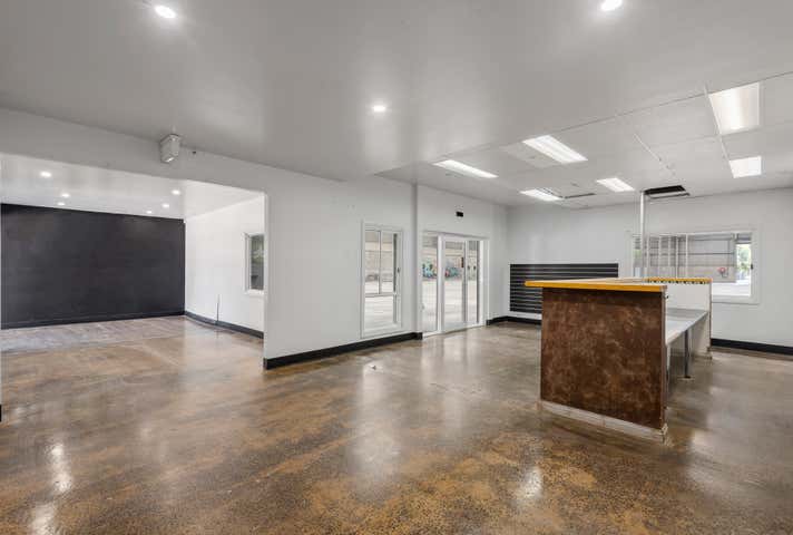 402 Thompson Road North Geelong VIC 3215 - Image 8