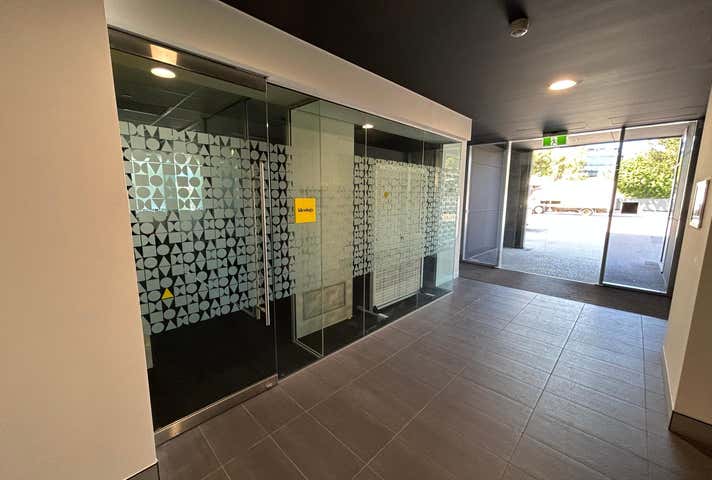 2/100 Railway Road Daglish WA 6008 - Image 16