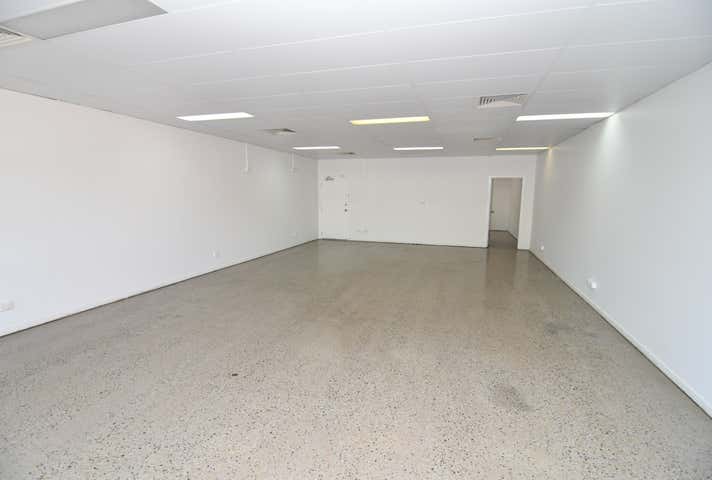 2/91 Bundock Street Belgian Gardens QLD 4810 - Image 3