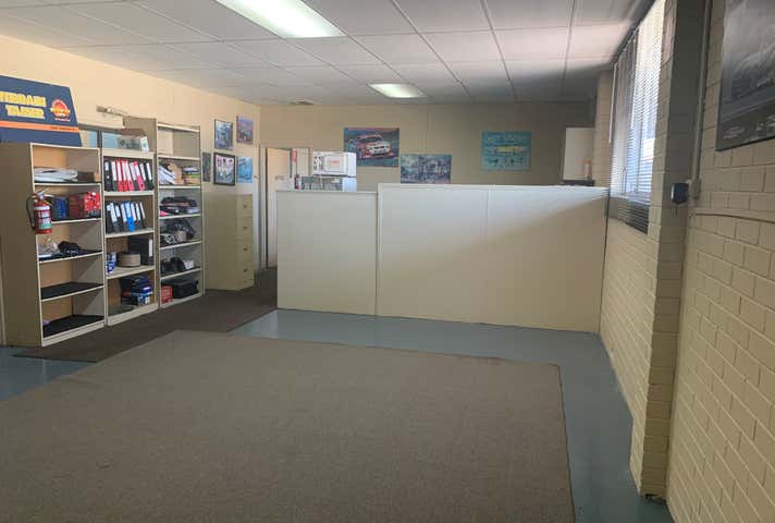 82 Elgee Road Midland WA 6056 - Image 14