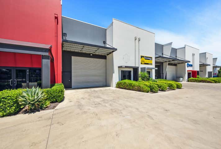 4/2 Harrison Road Forrestfield WA 6058 - Image 2