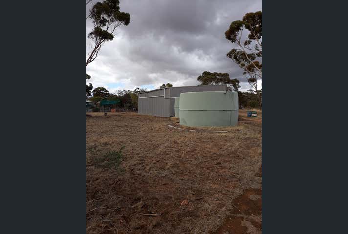 38 Avoca Road Morbinning WA 6304 - Image 14