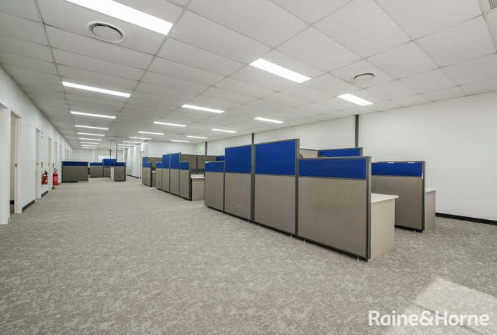 9-11 Bassett Street Callemondah QLD 4680 - Image 11