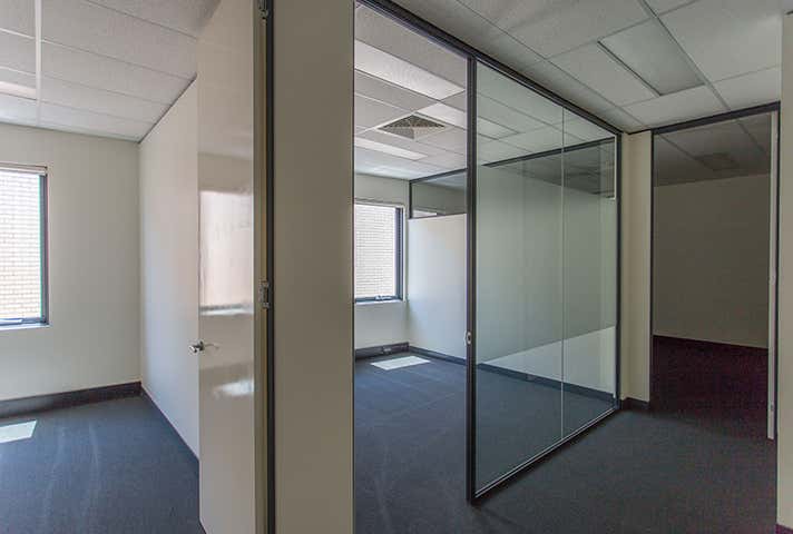 4/58  Walcott Street Mount Lawley WA 6050 - Image 9