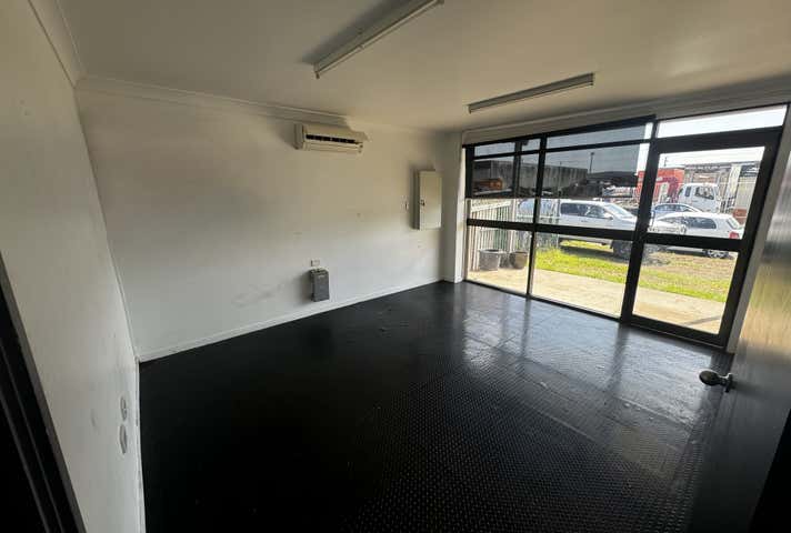 3-5 Muir Street Bungalow QLD 4870 - Image 12