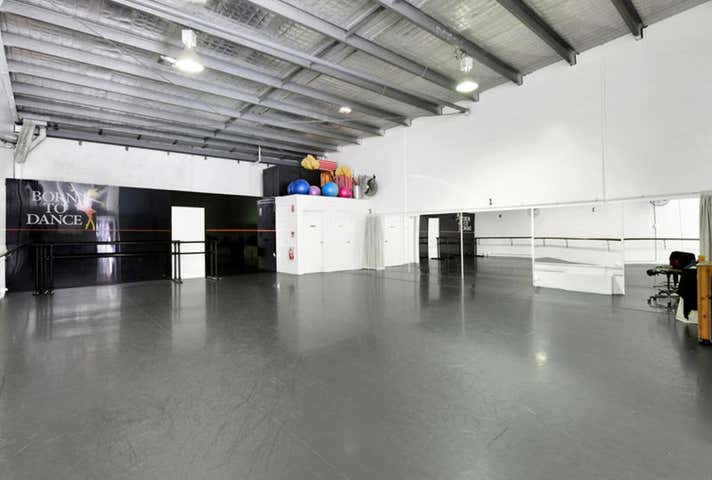 22 New Street Nerang QLD 4211 - Image 7