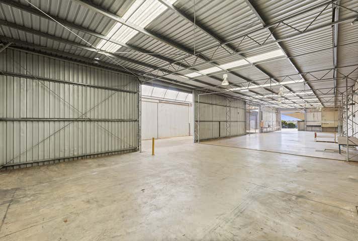 33 Industrial Avenue Wilsonton QLD 4350 - Image 8
