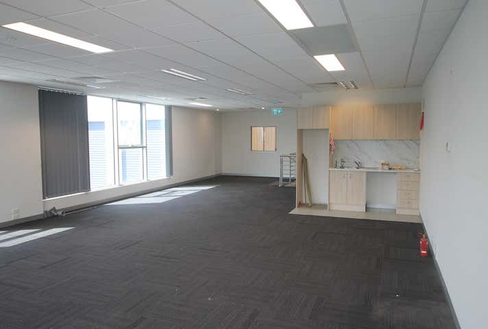 1/24 Canterbury Road Braeside VIC 3195 - Image 3