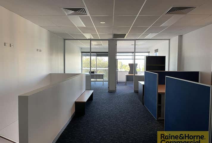 5/21-23 Flinders Parade North Lakes QLD 4509 - Image 4