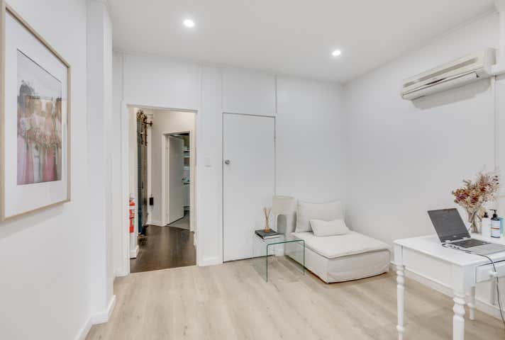 2/229 Margaret Street Toowoomba City QLD 4350 - Image 2