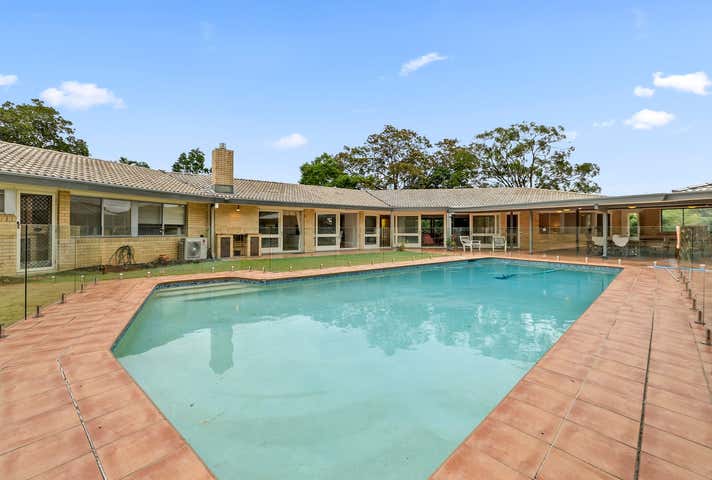 121 Lancing Street Pullenvale QLD 4069 - Image 5