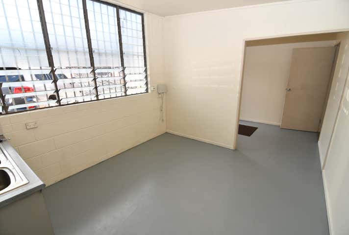 2/13 Leyland Street Garbutt QLD 4814 - Image 10
