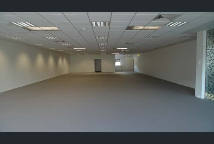 128 Acland Street St Kilda VIC 3182 - Image 2