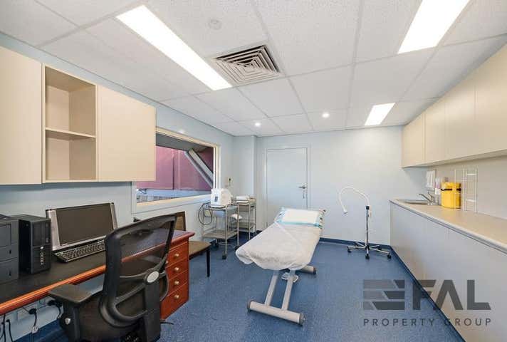 18 Springfield Lakes Boulevard Springfield Lakes QLD 4300 - Image 10