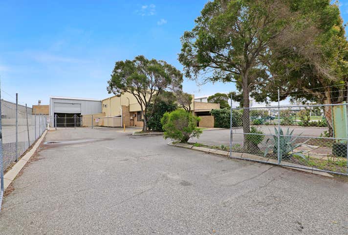 112 Radium Street Welshpool WA 6106 - Image 24