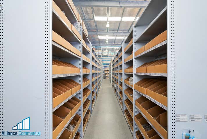 37 Alex Wood Drive Forrestdale WA 6112 - Image 17