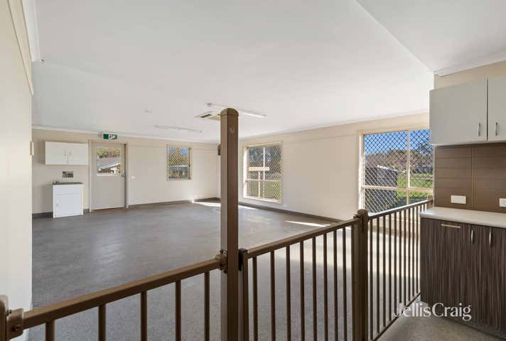 102 Leawarra Crescent Delacombe VIC 3356 - Image 4