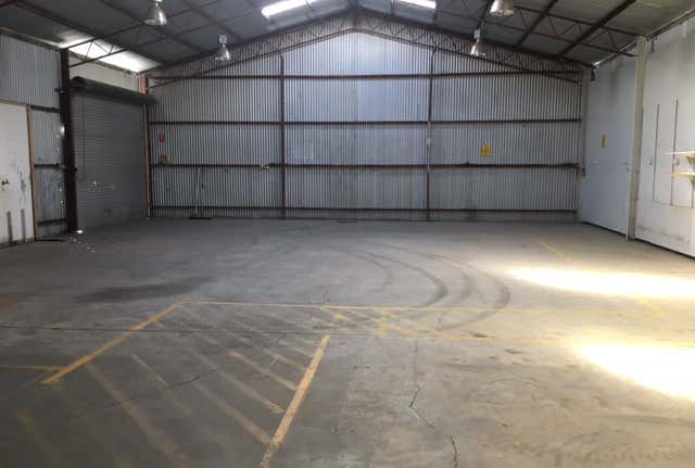 111 Adelaide Road Murray Bridge SA 5253 - Image 9