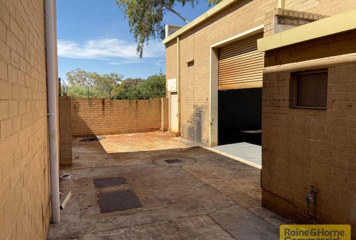 4 / 235 Balcatta Road Balcatta WA 6021 - Image 7