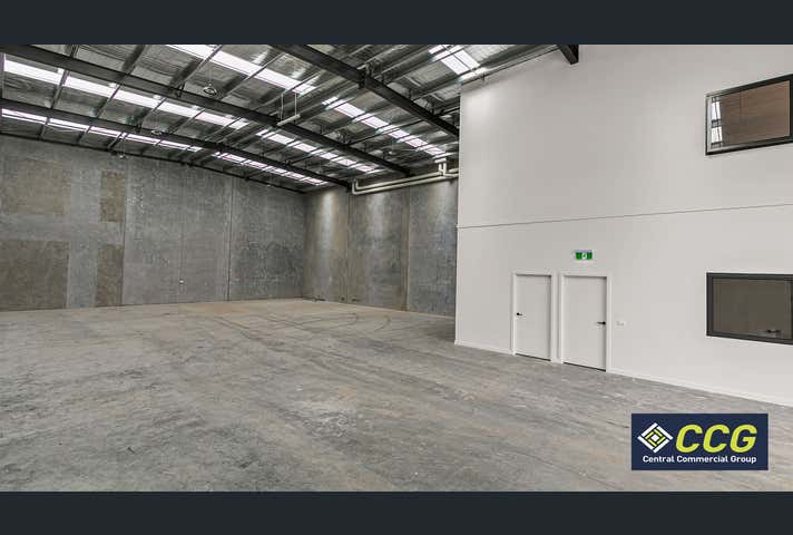 82 Davies Avenue Sunshine North VIC 3020 - Image 3