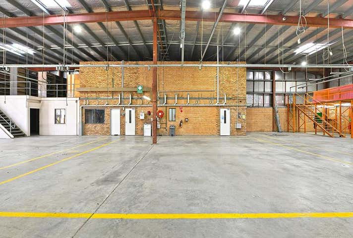 18 Norwich Road Ingleburn NSW 2565 - Image 7