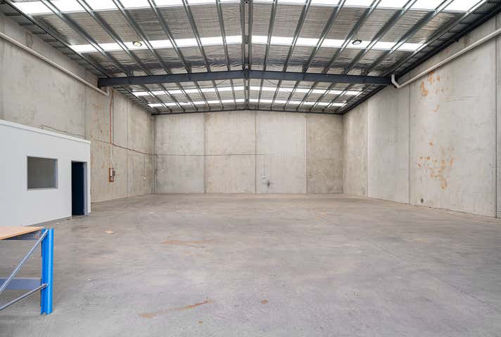 13 Latitude Boulevard Thomastown VIC 3074 - Image 5