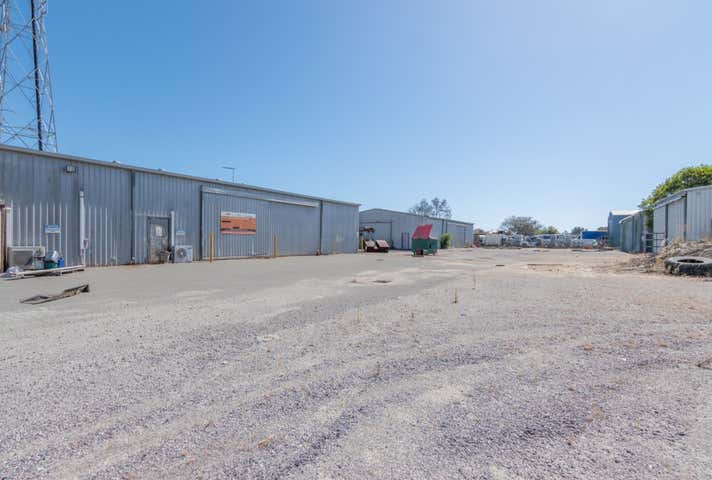 9 Mosey Street Landsdale WA 6065 - Image 5