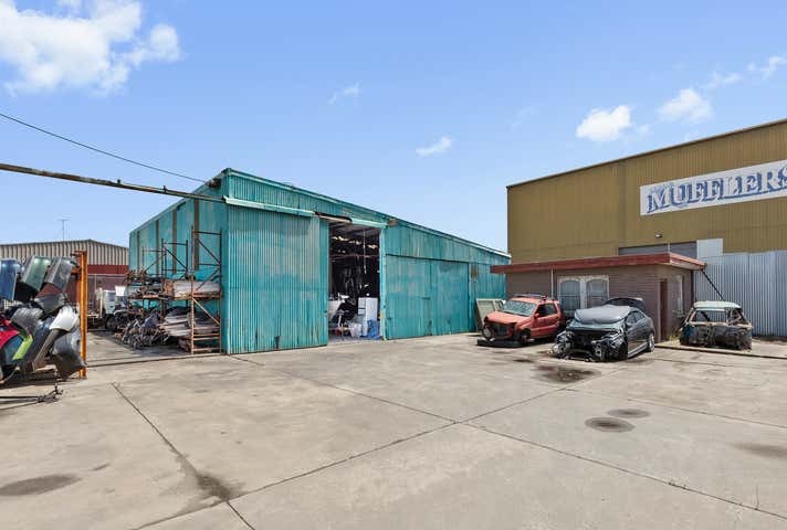 117-119 Roseneath Street North Geelong VIC 3215 - Image 2