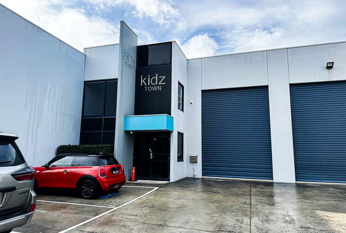 4 Torca Terrace Mornington VIC 3931 - Image 1